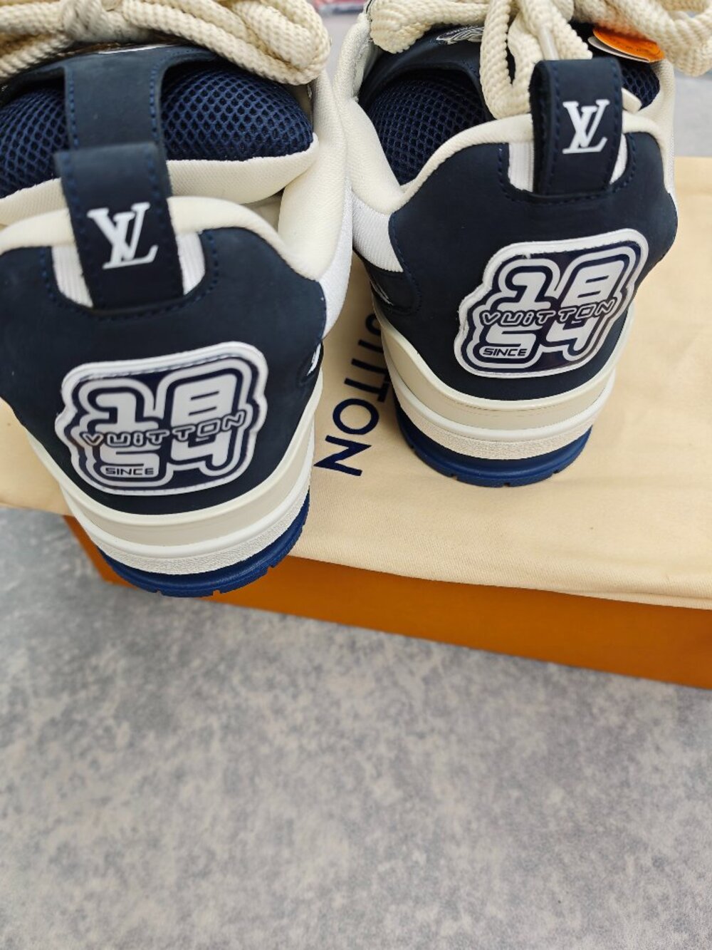 Louis Vuitton LV Skate Sneaker, Blue & White Low-Top Shoes - Picture 7 of 7